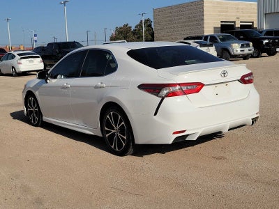 2018 Toyota Camry LE