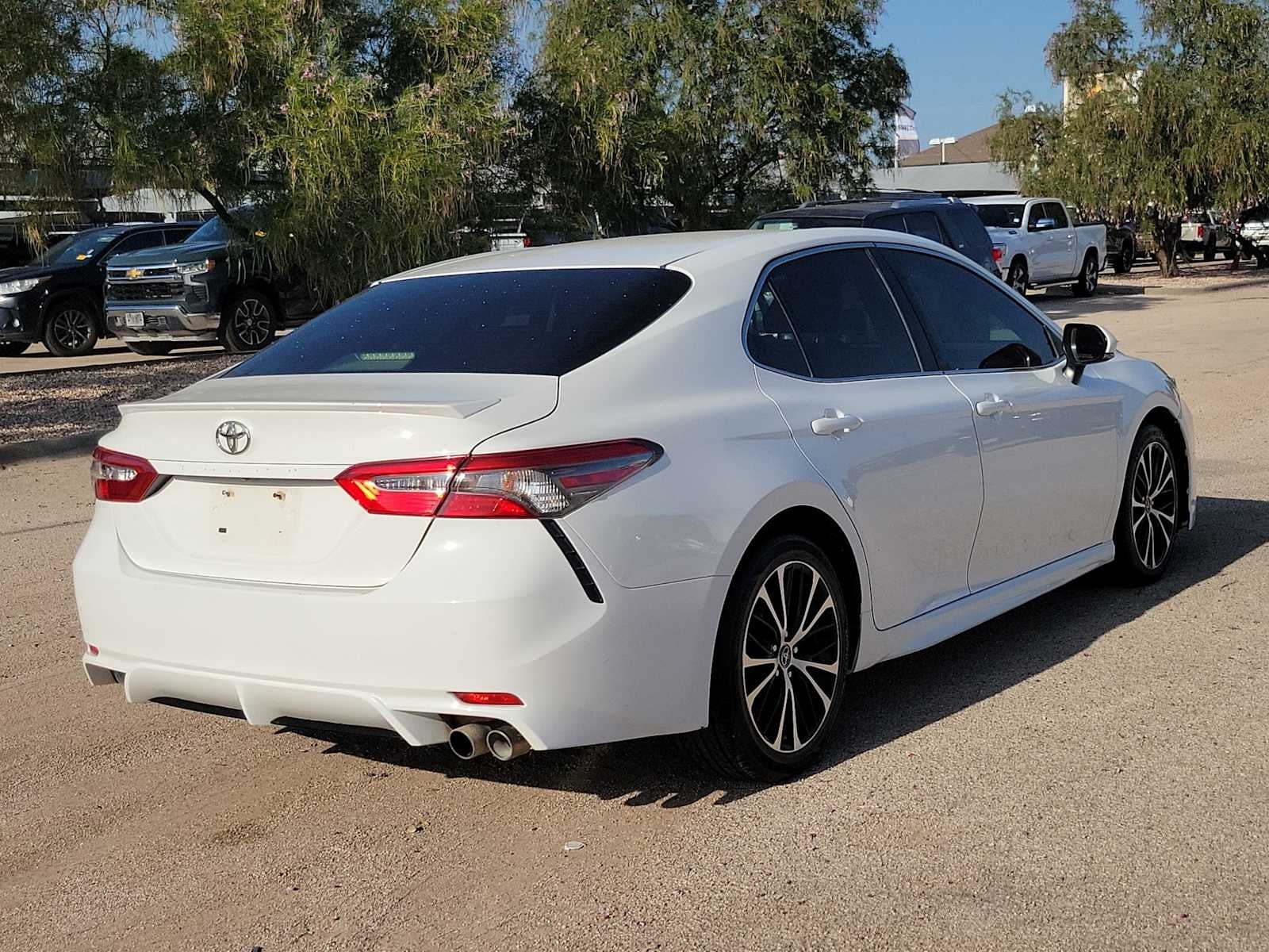 2018 Toyota Camry LE
