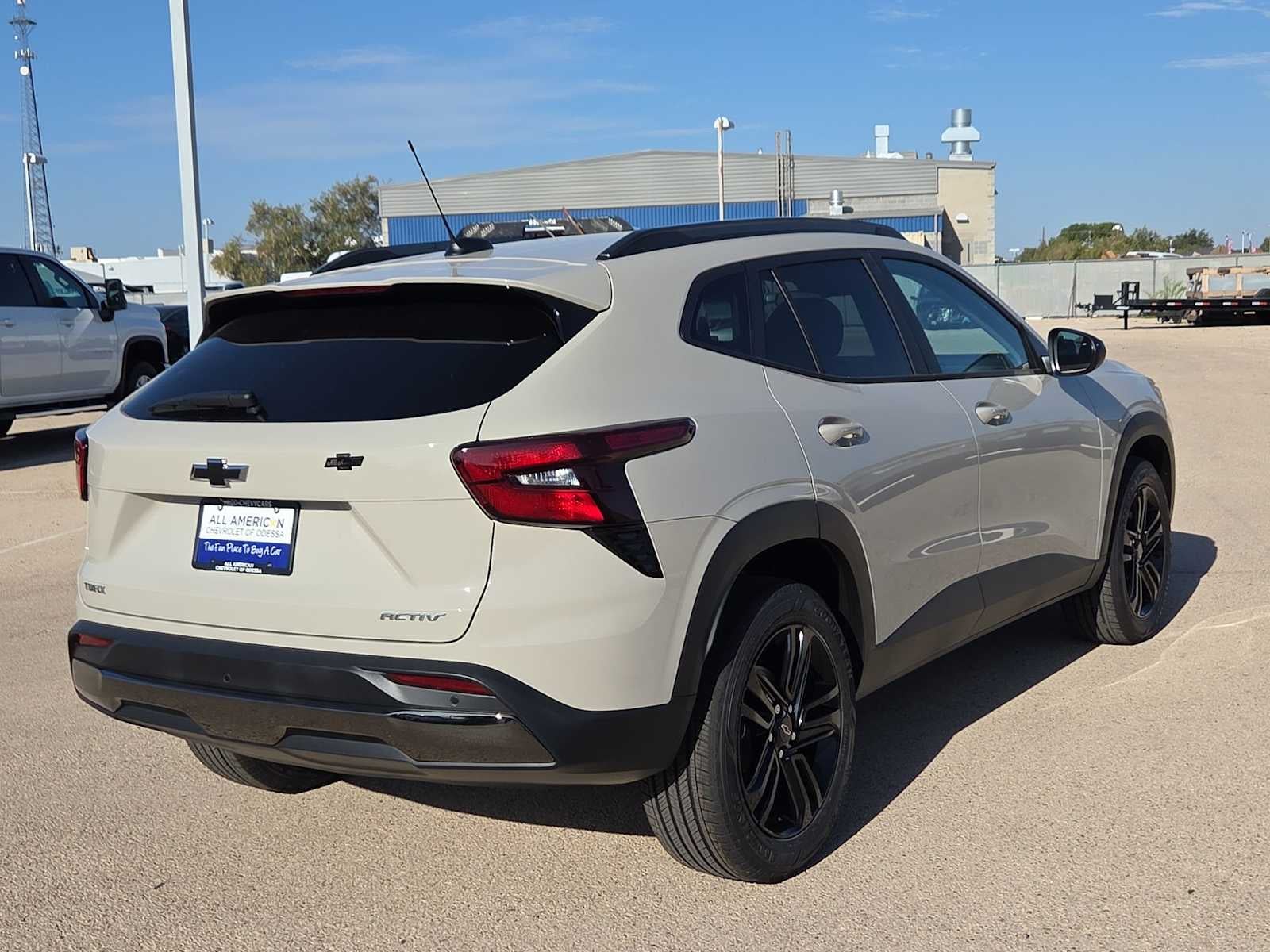 2026 Chevrolet Trax Activ - Photo 8