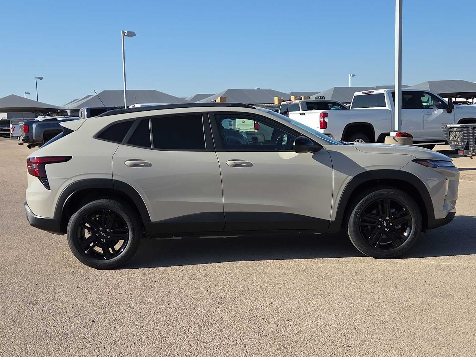 2026 Chevrolet Trax Activ - Photo 9