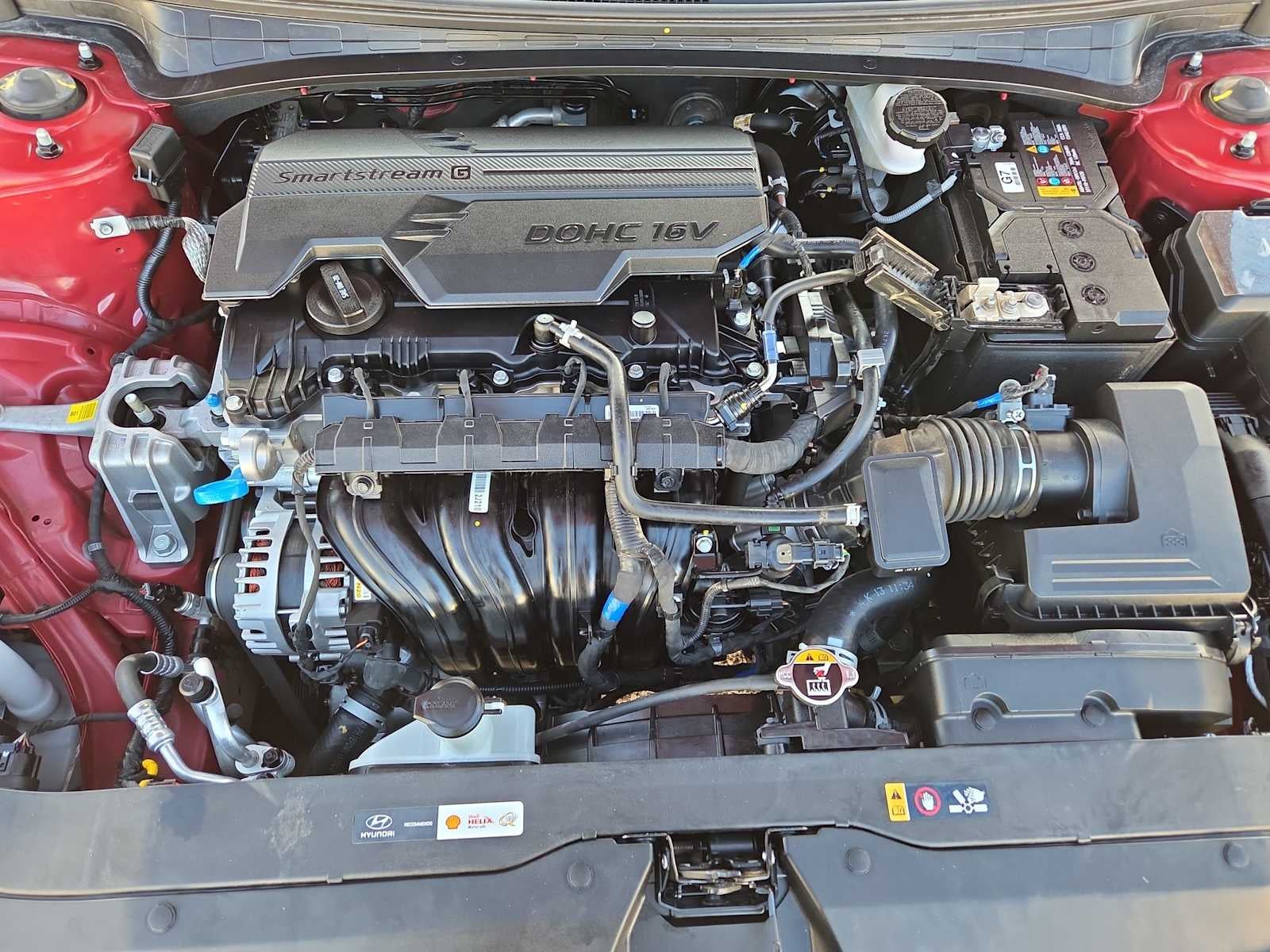2025 Hyundai Elantra SE