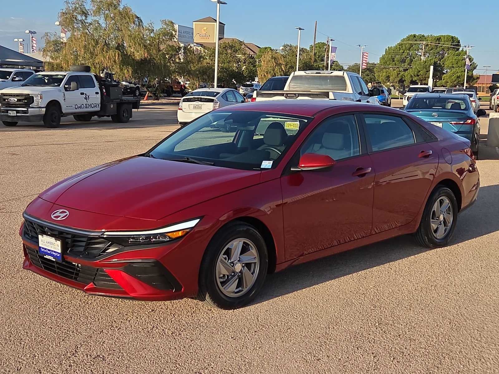 2025 Hyundai Elantra SE