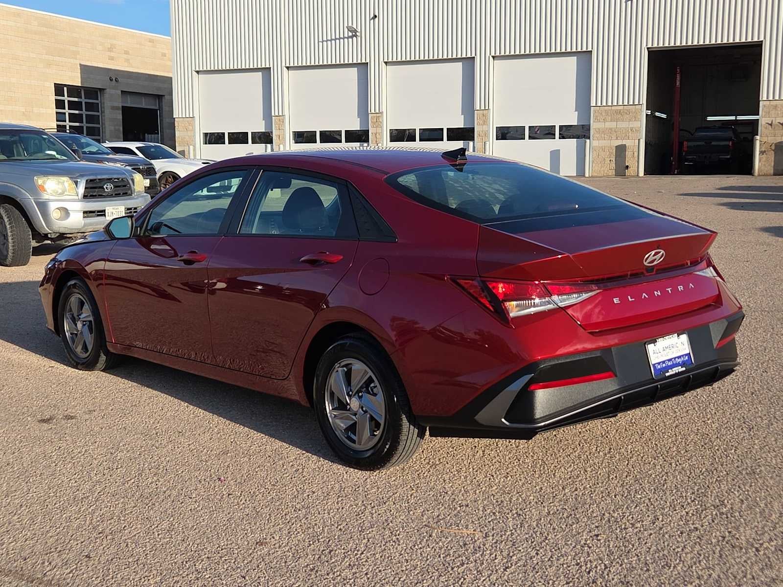 2025 Hyundai Elantra SE