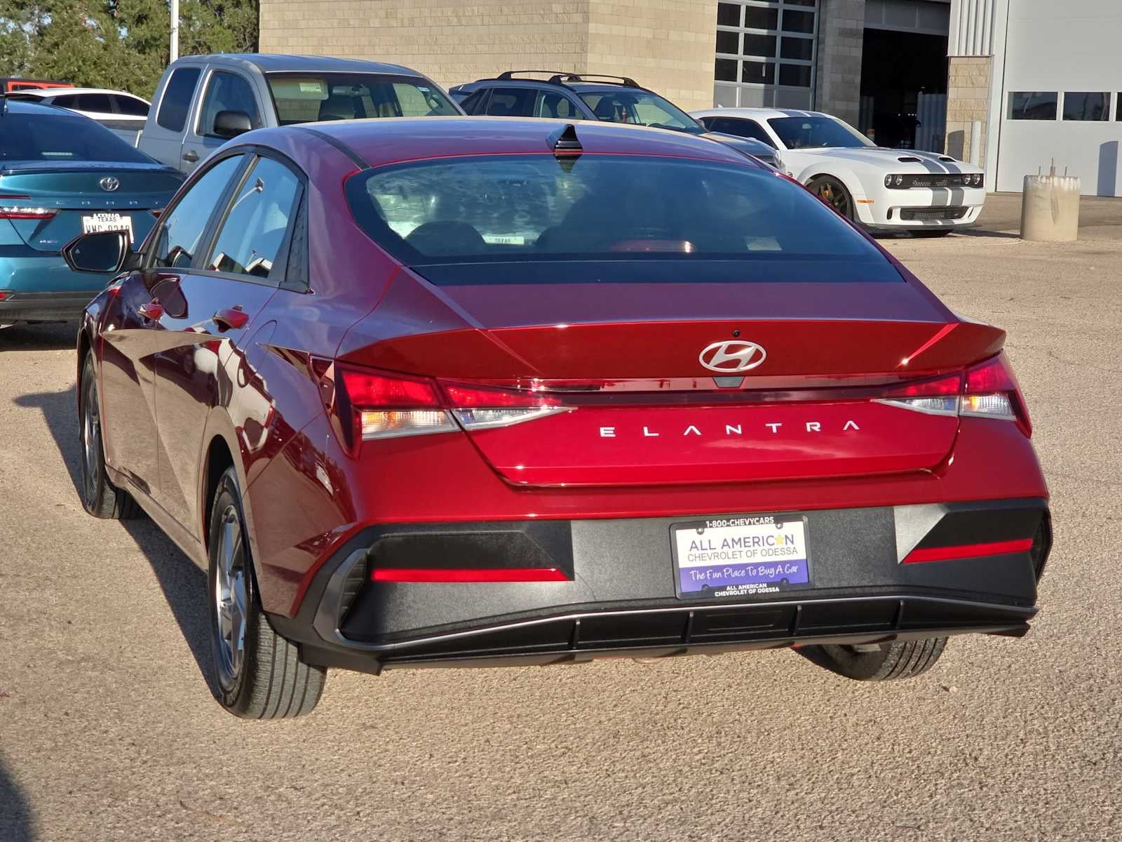 2025 Hyundai Elantra SE