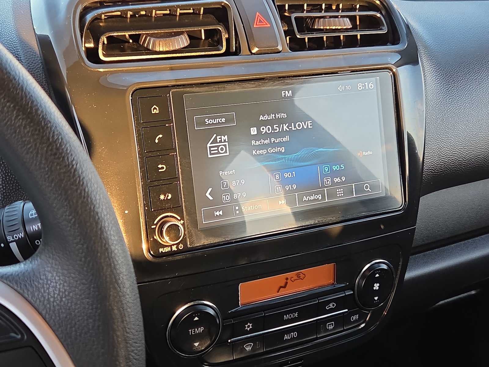 2024 Mitsubishi Mirage ES