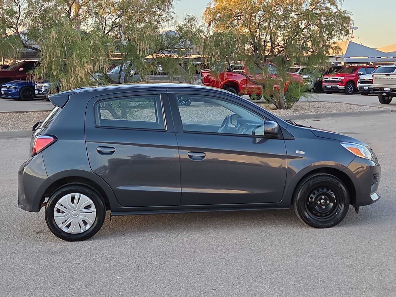 2024 Mitsubishi Mirage ES