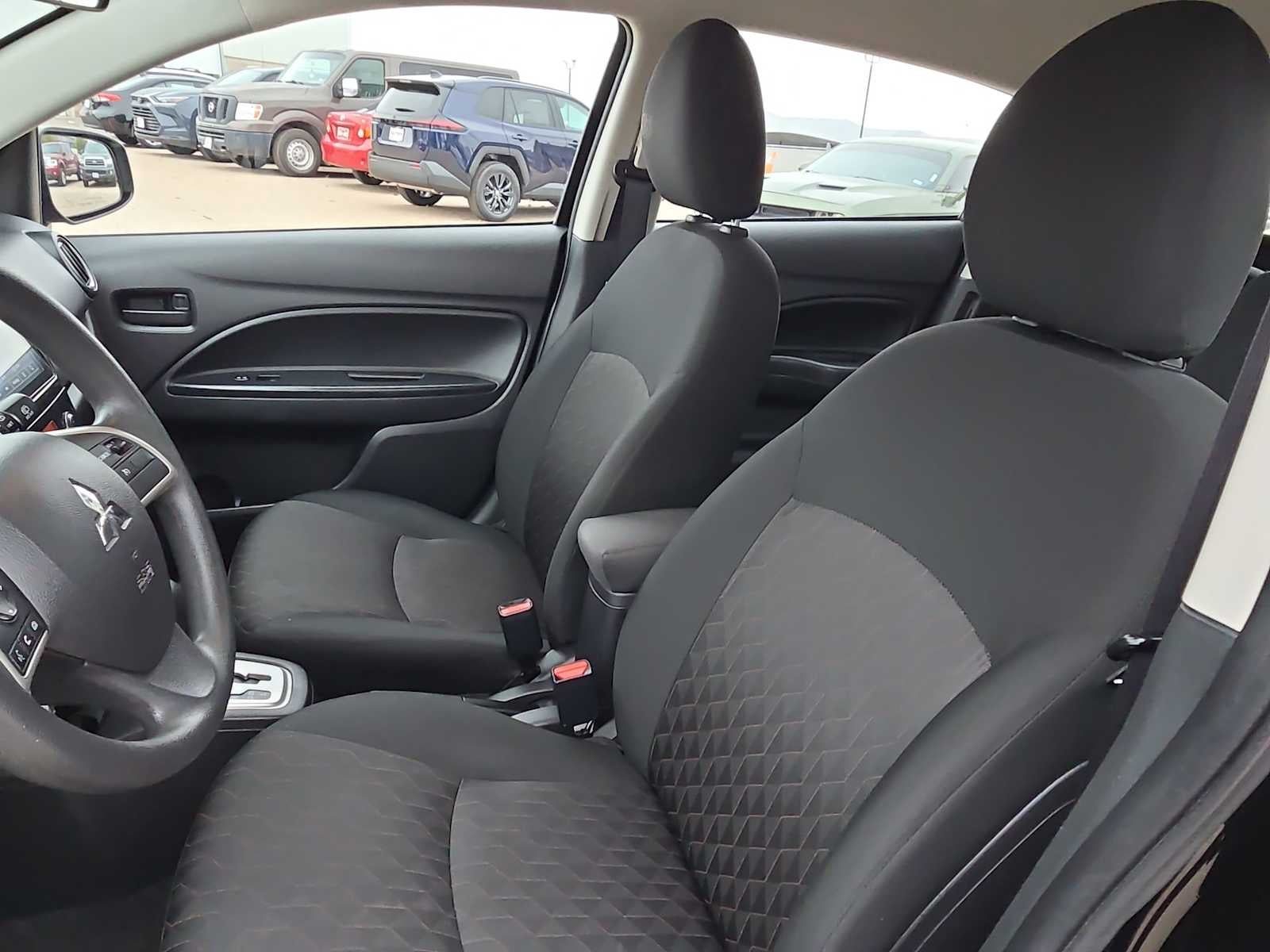 2024 Mitsubishi Mirage ES