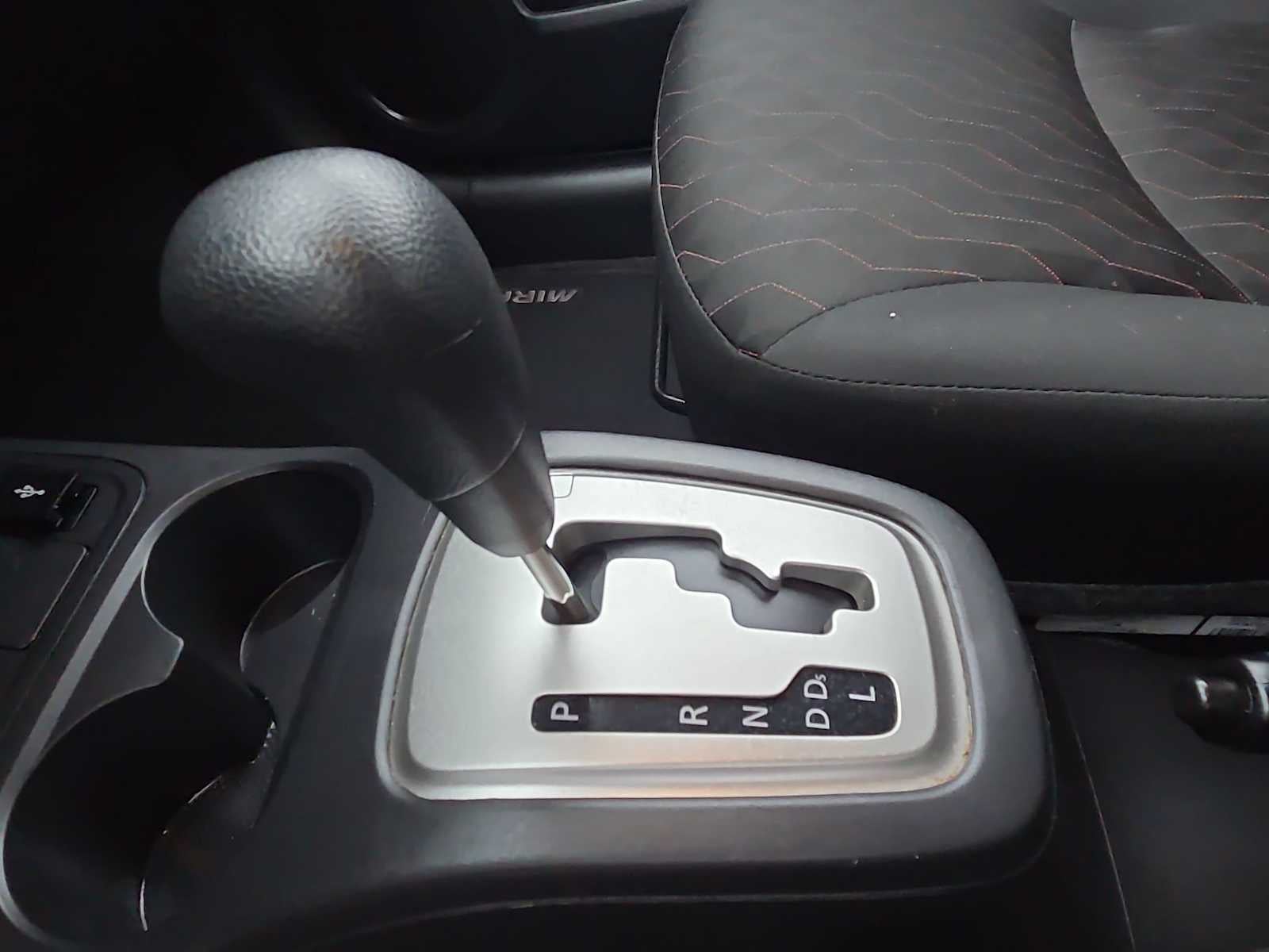 2024 Mitsubishi Mirage ES