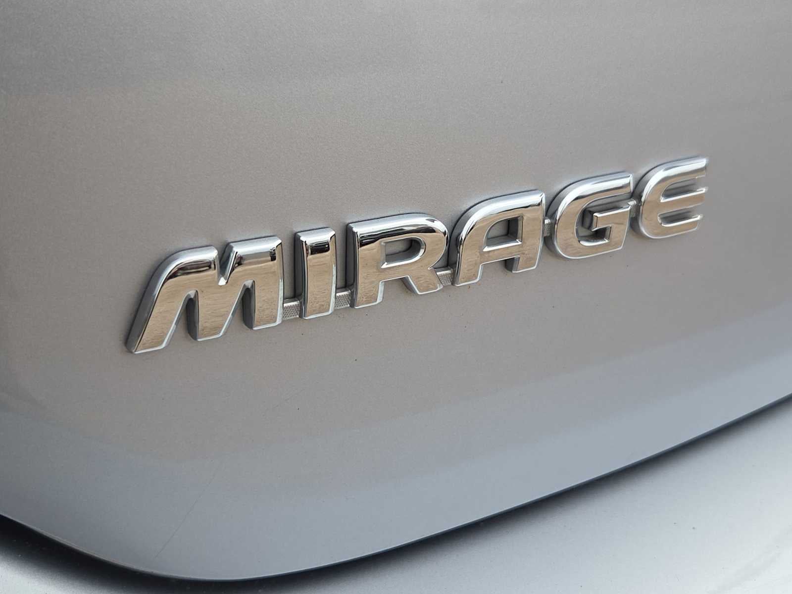 2024 Mitsubishi Mirage ES