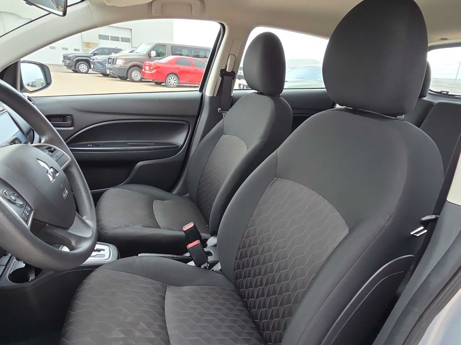 2024 Mitsubishi Mirage ES