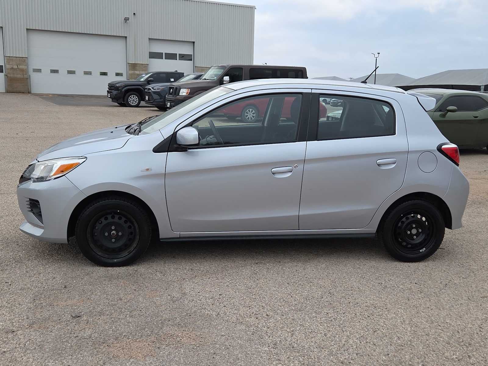 2024 Mitsubishi Mirage ES