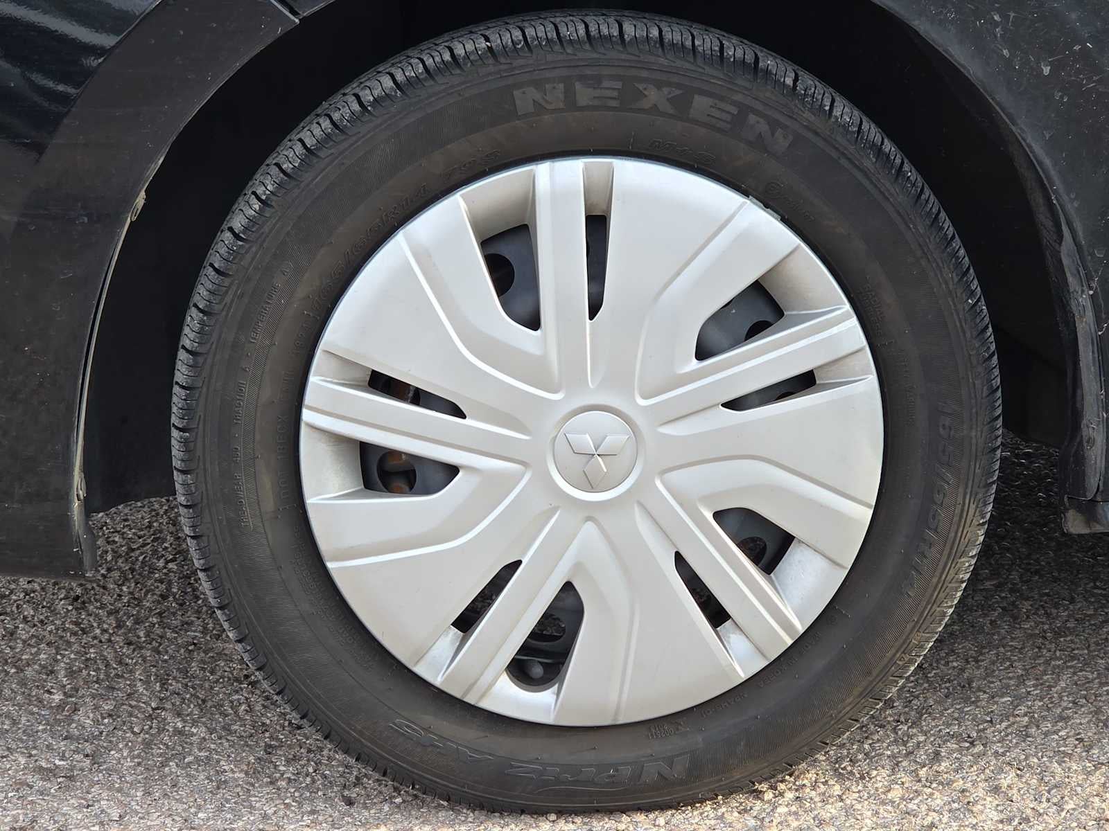 2024 Mitsubishi Mirage ES