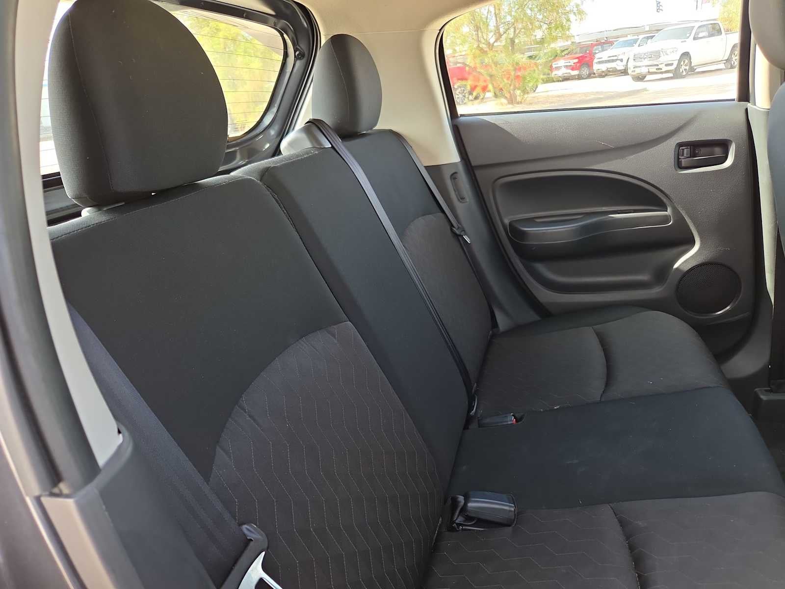 2024 Mitsubishi Mirage ES