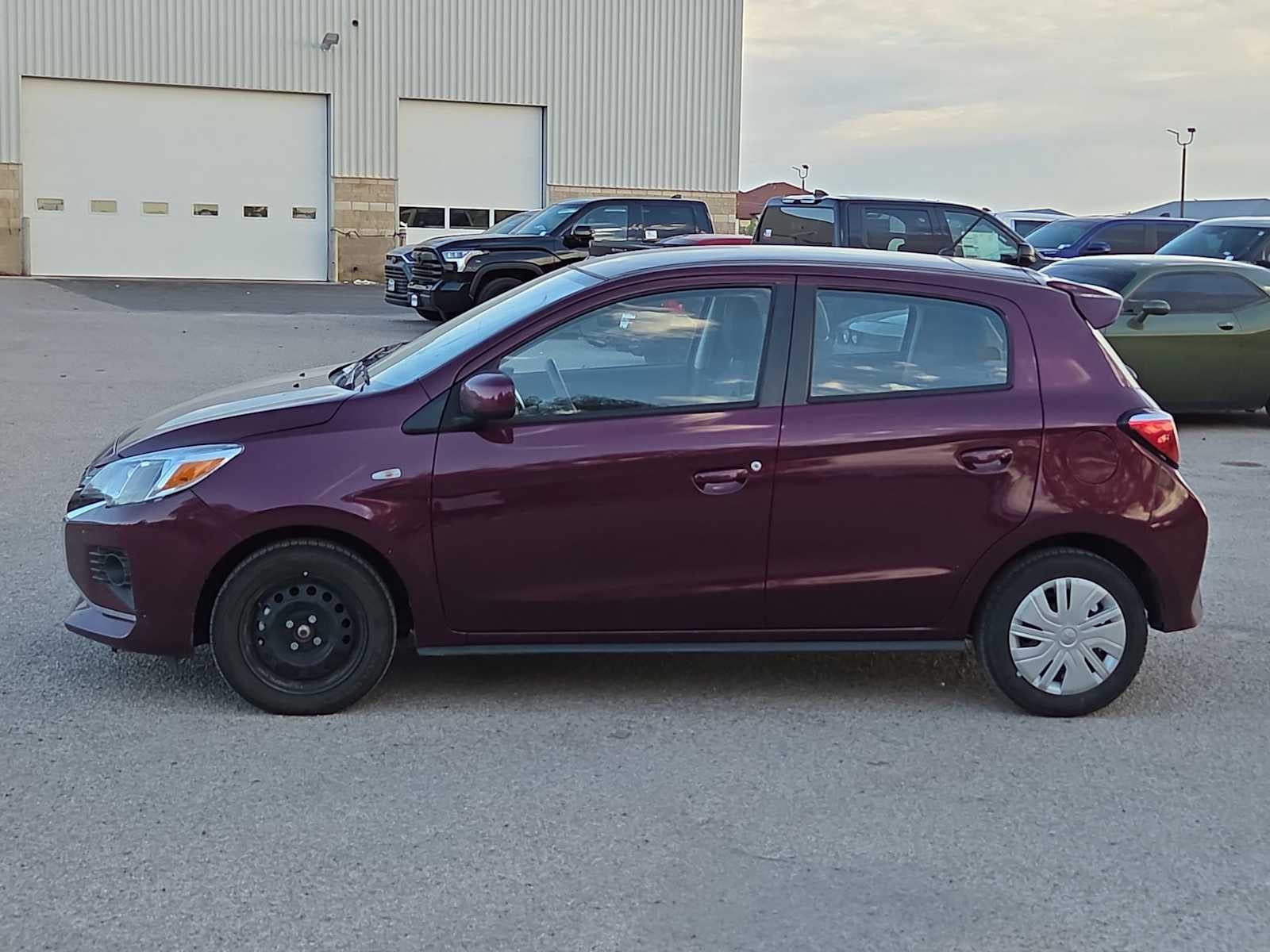 2024 Mitsubishi Mirage ES