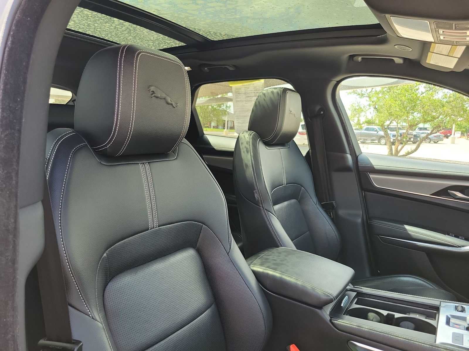 2024 Jaguar F-PACE R-Dynamic S