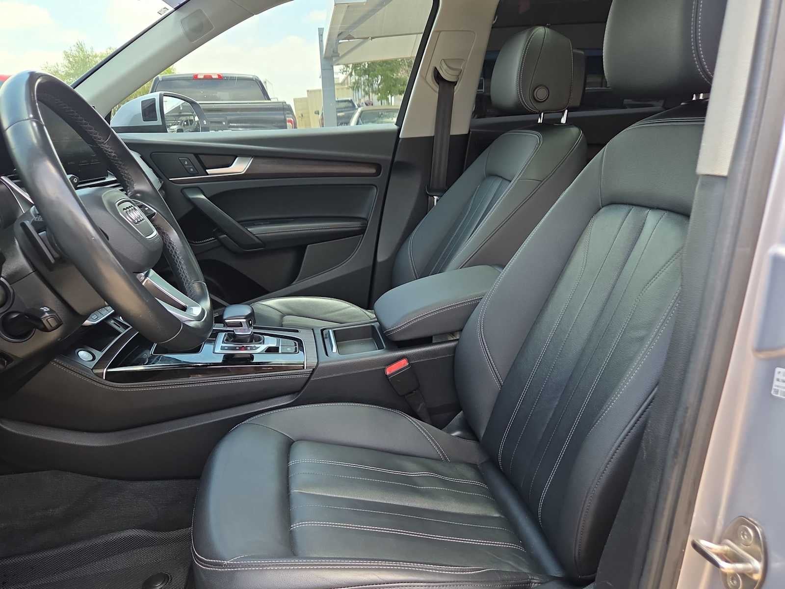 2022 Audi Q5 S line Premium Plus