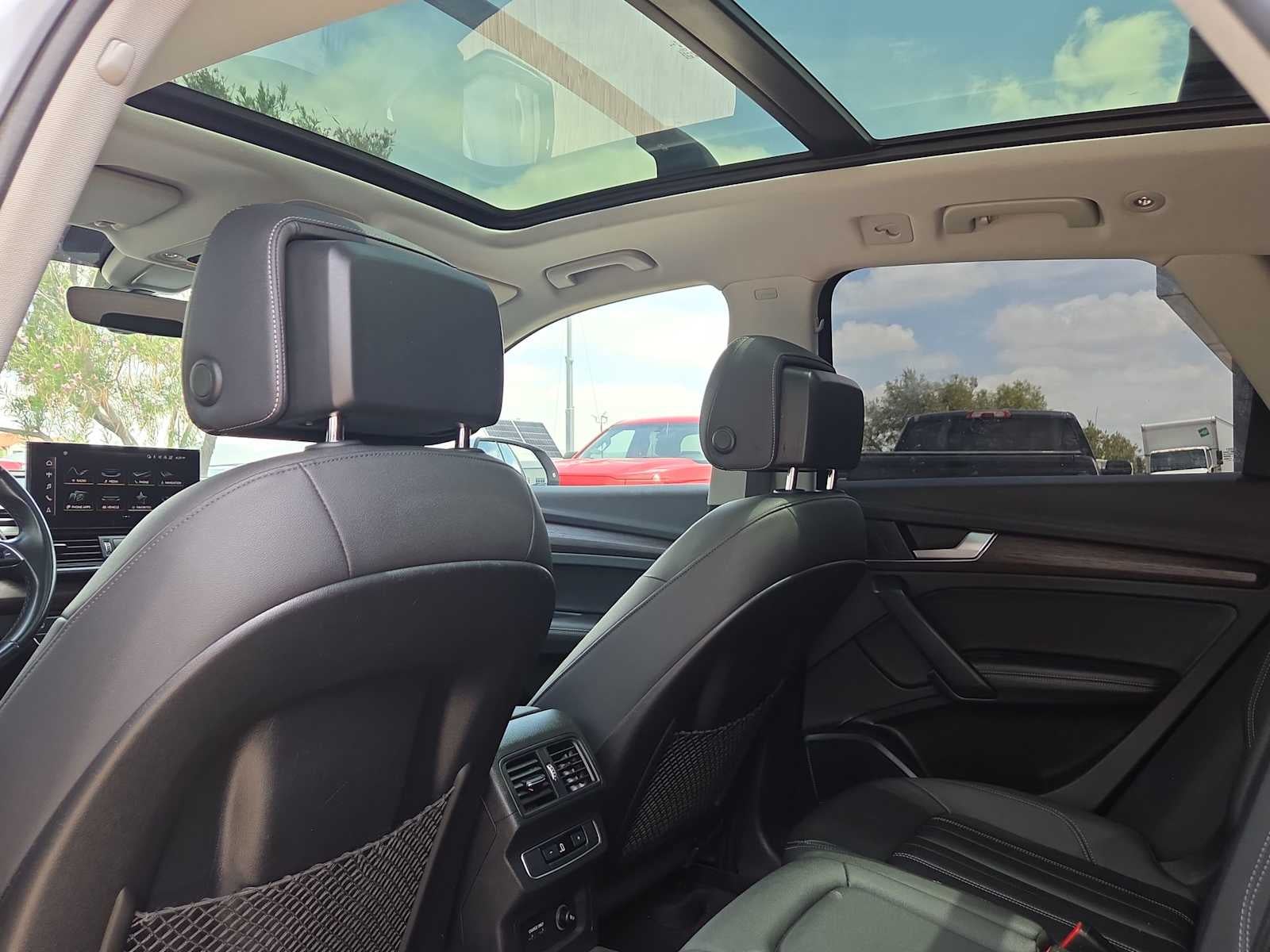 2022 Audi Q5 S line Premium Plus