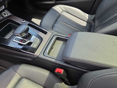 2022 Audi Q5 S line Premium Plus