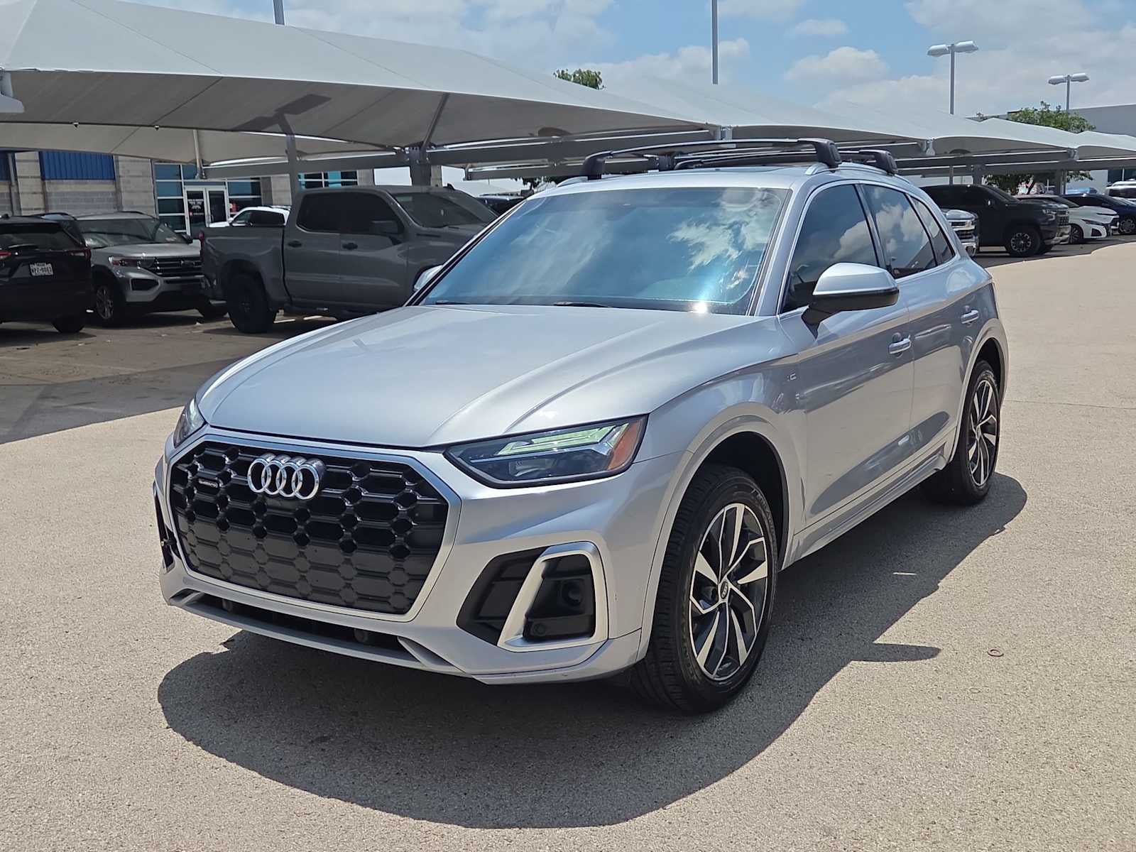 2022 Audi Q5 S line Premium Plus