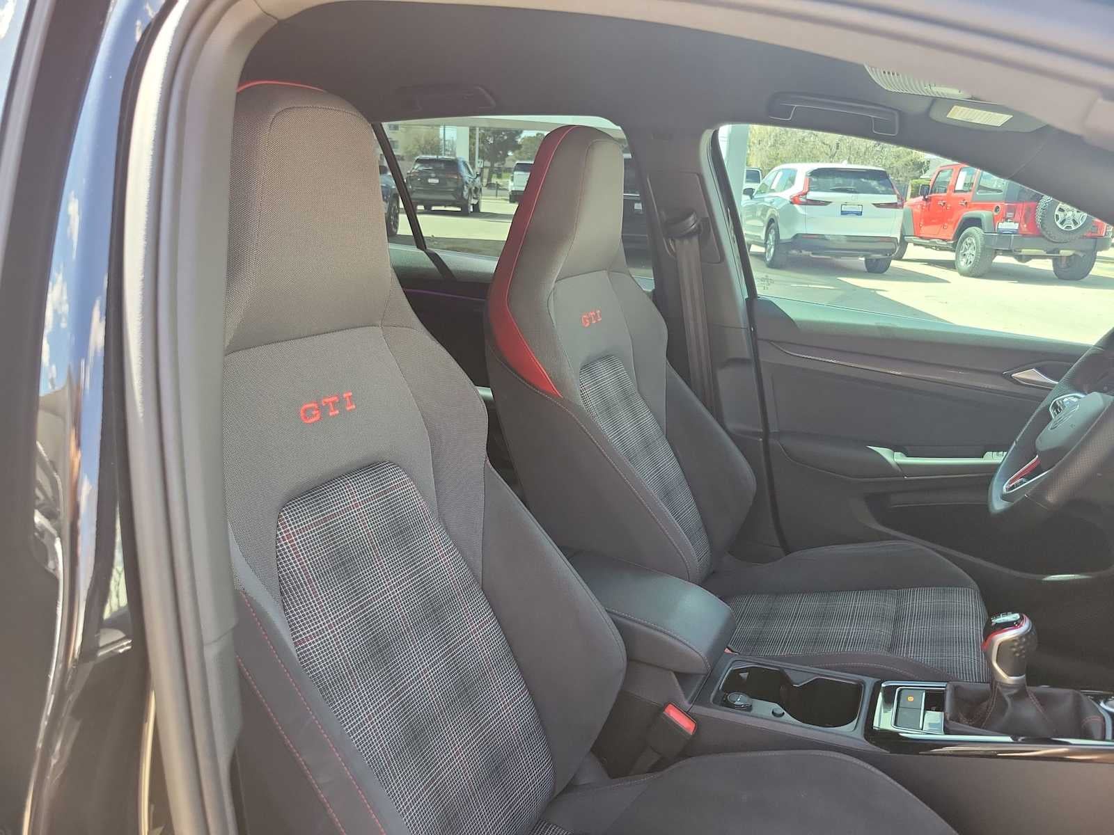 2024 Volkswagen Golf GTI 380 S