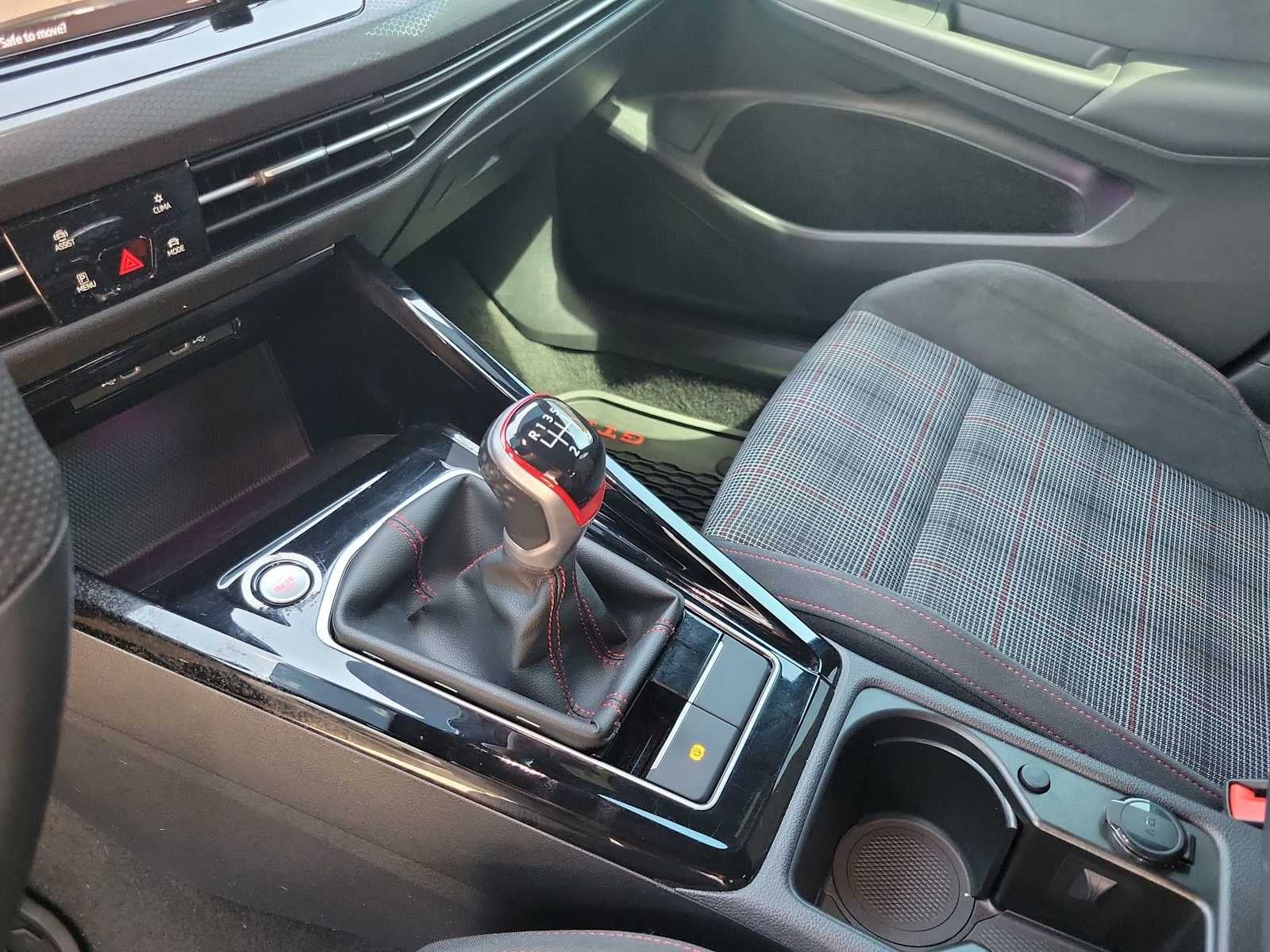 2024 Volkswagen Golf GTI 380 S