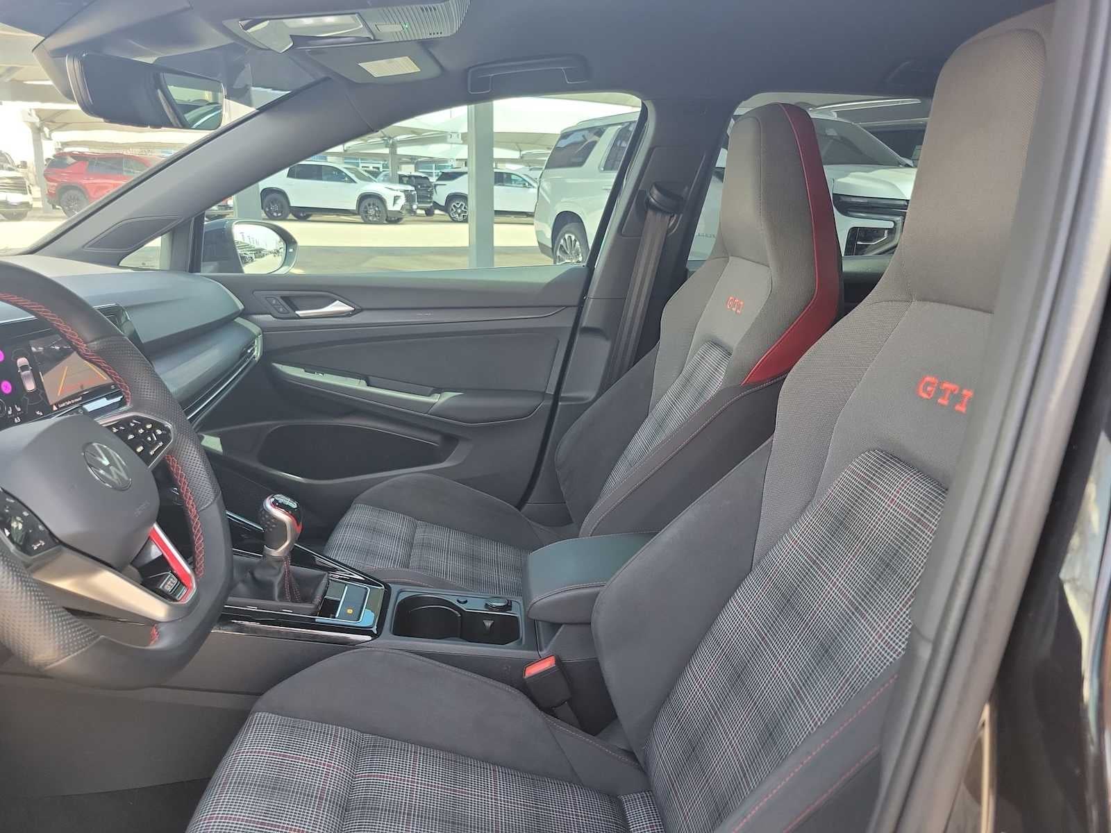 2024 Volkswagen Golf GTI 380 S