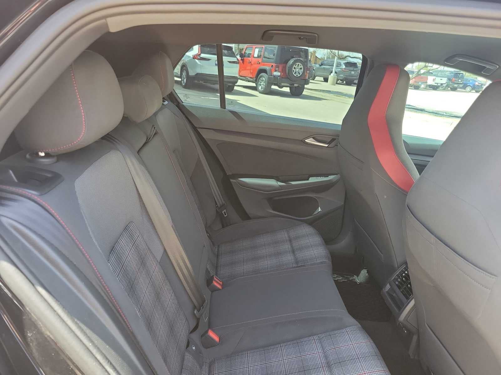 2024 Volkswagen Golf GTI 380 S